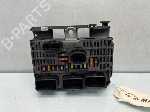 Used Fuse box Fuse box 37997791 37997791