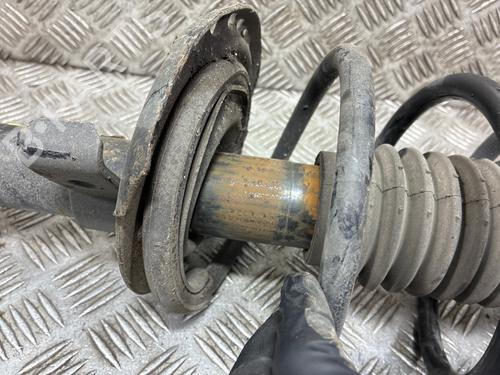 Used Right front shock absorber Right front shock absorber RENAULT MEGANE II (BM0/1_, CM0/1_) 1.5 dCi (BM02, BM13, BM2A, CM02, CM13) (101 hp) 34183394 34183394