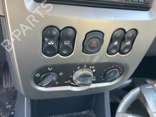 Right taillight DACIA SANDERO 1.5 dCi | BP26715666C35  - Image 23