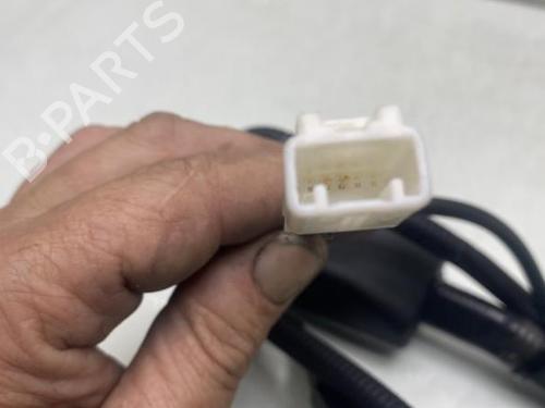 Seat buckle TOYOTA YARIS (_P13_) 1.0 (KSP130_, KSP130) | BP19988462I32 
