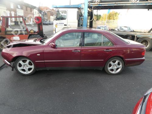 Left taillight MERCEDES-BENZ E-CLASS (W210) E 250 Turbo-D (210.015) | BP20022476C34 