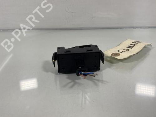 Used Warning switch Warning switch DACIA DOKKER MPV (KE_) 1.5 dCi (KEAJ, KEAH) (90 hp) 19975168 19975168