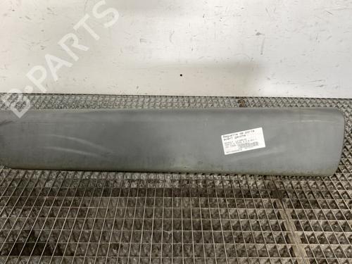 Used Door moulding trim RENAULT TRAFIC II Bus (JL) 2.0 dCi 115 (JL00, JL01, JL0H, JL0M, JL0U) (114 hp) 28522531