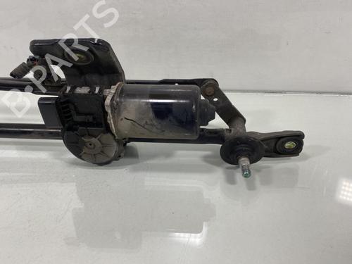 Front wiper motor KIA SPORTAGE II (JE_, KM_) 2.0 CRDi | BP19953563M29 