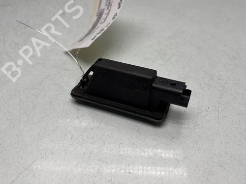 licence-plate-light-peugeot-2008-i-cu_-2013-32230466 main image