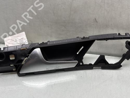 Used Front left interior door handle Front left interior door handle VW GOLF VII (5G1, BQ1, BE1, BE2) 1.6 TDI (105 hp) 28280577 28280577