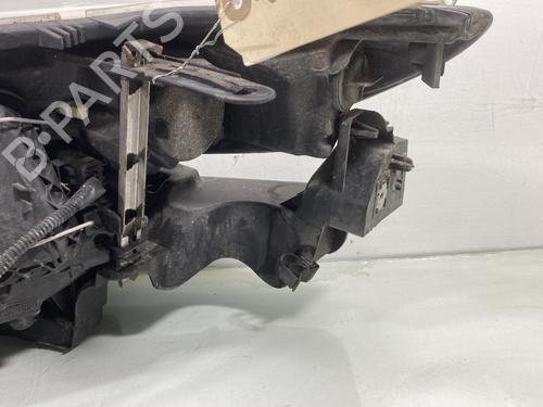 Right headlight RENAULT MEGANE III Grandtour (KZ0/1) 1.9 dCi (KZ0J, KZ0N, KZ1S) | BP27633013C29 