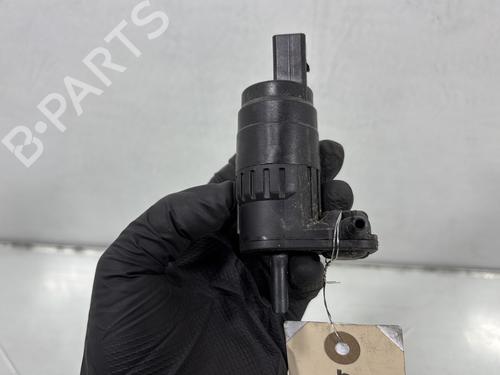 Used Washer pump VW TOURAN (5T1) 2.0 TDI (150 hp) 30520013