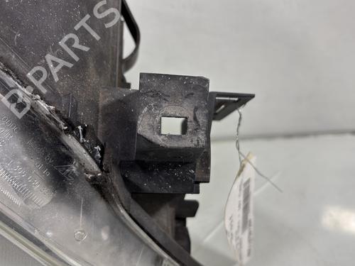 Right headlight FORD MONDEO III (B5Y) 2.0 16V TDDi / TDCi | BP30323233C29 