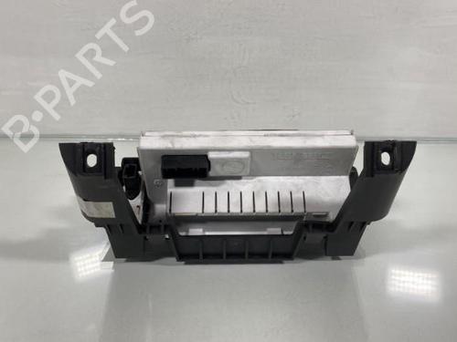 display-monitor-renault-megane-ii-saloon-lm01_-8200755120-2003-20007120 main image