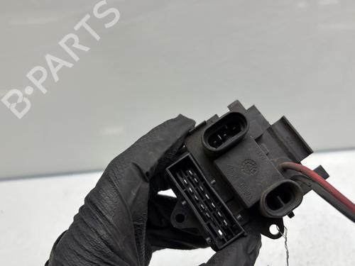 Heater resistor RENAULT TRAFIC II Van (FL) 1.9 dCi 80 (FL0B) | BP30650438M108