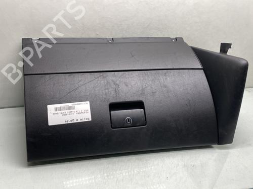 Used Glove box VW GOLF IV (1J1) 1.9 TDI (101 hp) 31189496