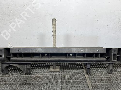 Used Rear bumper bracket RENAULT CLIO V (B7_) 1.5 Blue dCi 115 (B7AD) (116 hp) 29456213