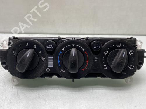 Used Climate control FORD FOCUS III 1.6 TDCi (115 hp) 30887604