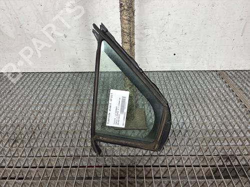 front-right-quarter-glass-toyota-yaris-_p13_-2010-2011-2012-2013-2014-2015-2016-2017-2018-2019-2020-37171957 main image