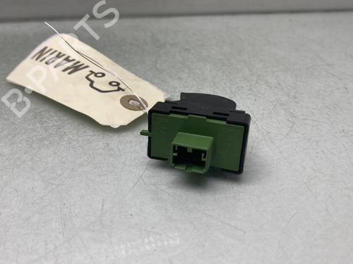 Used Right front window switch Right front window switch PEUGEOT BOXER Van 2.0 BlueHDi 160 (163 hp) 22315957 22315957