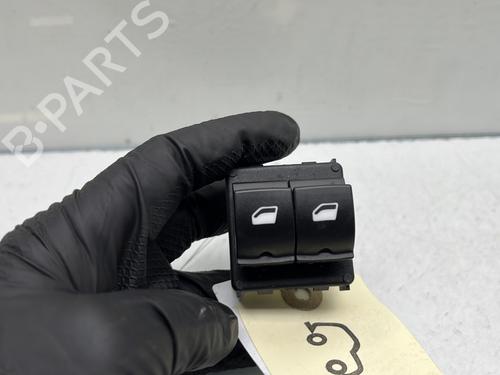 Used Left front window switch Left front window switch CITROËN C3 III (SX) 1.2 VTi 82 (82 hp) 22771669 22771669