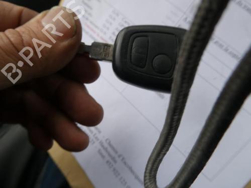 Seat buckle PEUGEOT 406 (8B) 2.0 HDI 110 | BP20028219I32 