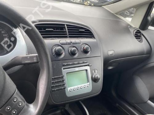 Front right door window SEAT ALTEA (5P1) 1.9 TDI | BP29141690C19 