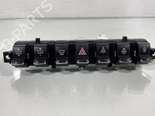 Used Warning switch Warning switch PEUGEOT 3008 I MPV (0U_) 1.6 HDi (109 hp) 20025447 20025447