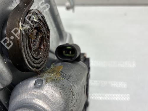 Used Front left window mechanism Front left window mechanism RENAULT TWINGO I (C06_) 1.2 (C066, C068) (58 hp) 33742477 33742477