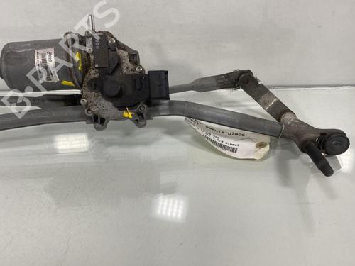 Used Front wiper motor Front wiper motor RENAULT MASTER III Van (FV) 2.3 dCi 125 FWD (FV0C, FV0D, FV0G, FV0H, FV0J, FV0K,... (125 hp) 20011373 20011373