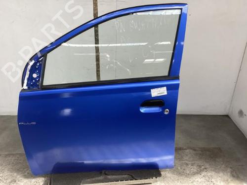 Used Left front door DAIHATSU CUORE VI (L251, L250_, L260_) 1.0 (58 hp) 21960723
