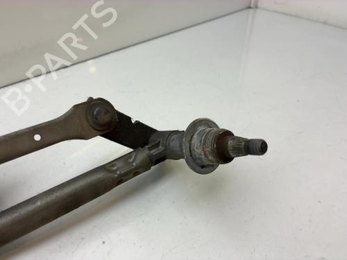 Used Front wiper motor Front wiper motor RENAULT MASTER II Van (FD) 2.5 D (FD0A, FD0E, FD2E, FD3E) (80 hp) 40533661 40533661