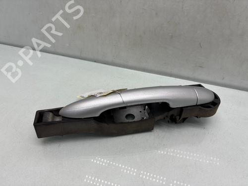 Højre fortil udvendigt håndtag Højre fortil udvendigt håndtag RENAULT CLIO III (BR0/1, CR0/1) 1.4 16V (98 hp) 36948564 36948564