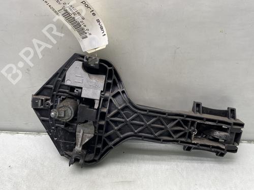 Used Front left exterior door handle Front left exterior door handle 25261626 25261626