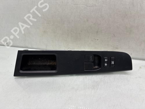 Used Left front window switch Left front window switch 37028850 37028850