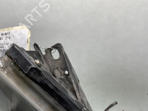 Right headlight RENAULT ESPACE IV (JK0/1_) 2.2 dCi (JK0H) | BP31049003C29 - Image 4