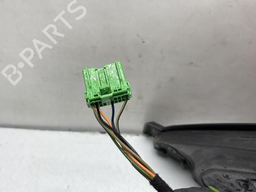 Right mirror VOLVO C30 (533) 2.0 D | BP31213486C27