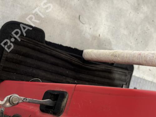 Used Left front door Left front door DACIA SANDERO 1.4 (BS0C, BS0A, BS0G, BS1F, BS0E) (75 hp) 32126055 32126055