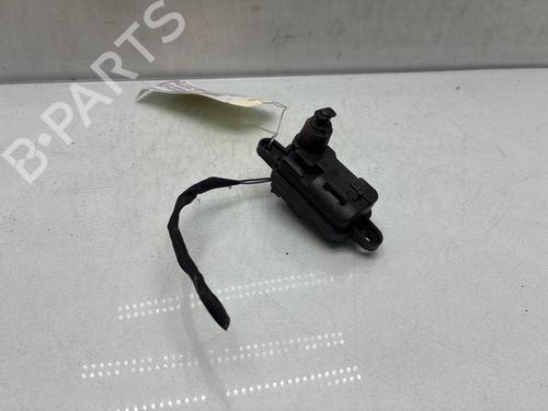 Attuatore sportello carburante Attuatore sportello carburante VW TIGUAN (AD1, AX1) 1.5 TSI (150 hp) 37498695 37498695