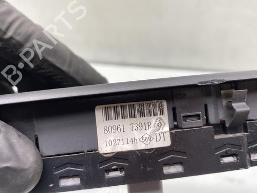 Left front window switch RENAULT LATITUDE (L70_) 2.0 dCi 150 (L70H) | BP31134675I27 
