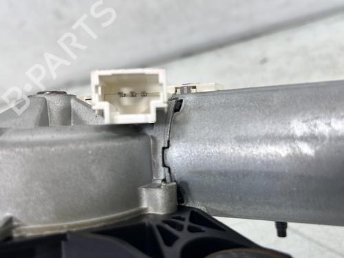 Used Rear wiper motor Rear wiper motor NISSAN JUKE (F15) 1.5 dCi (110 hp) 33831104 33831104