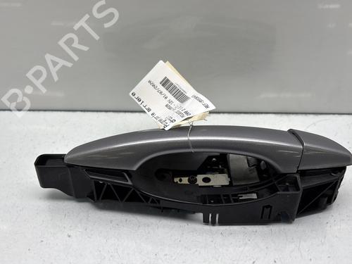 Used Rear right exterior door handle Rear right exterior door handle 30080334 30080334