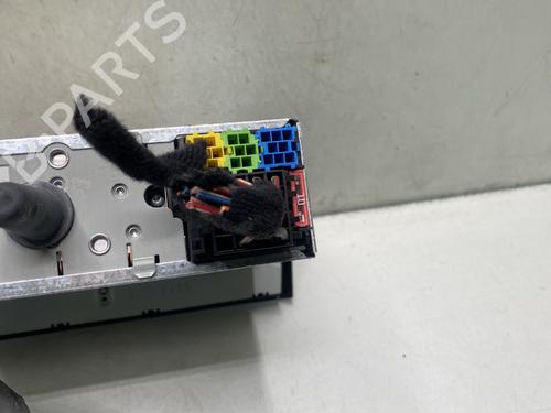 radio-fiat-grande-punto-199_-2005-30307362 main image