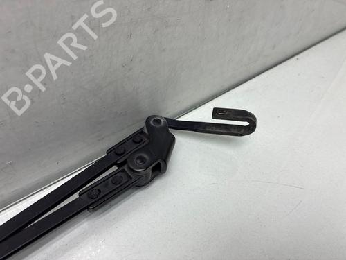 Used Front windshield wiper arm Front windshield wiper arm 38255907 38255907