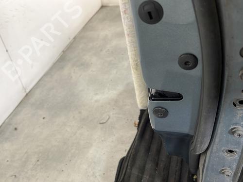right-front-door-vw-golf-v-variant-1k5-2007-2008-2009-32062885 main image