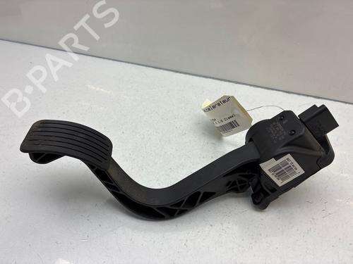 Used Pedal Pedal 31348431 31348431