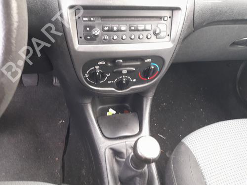 Third brake light PEUGEOT 206 Hatchback (2A/C) 1.1 i | BP31313413L11 