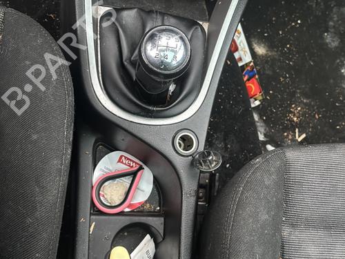 Fuse box PEUGEOT 307 Break (3E) 2.0 HDI 110 | BP31206030E1 - Image 20