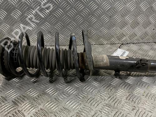 Used Right front shock absorber Right front shock absorber CITROËN C3 III (SX) 1.2 PureTech 82 (83 hp) 20021786 20021786