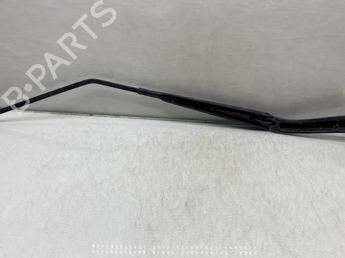 Used Front windshield wiper arm NISSAN JUKE (F15) 1.5 dCi (110 hp) 20300128
