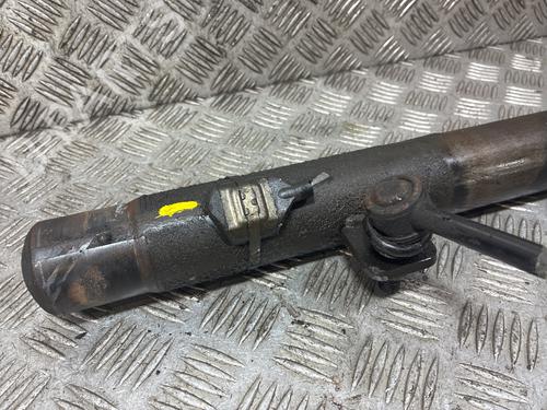 Used Right front shock absorber Right front shock absorber 39607104 39607104
