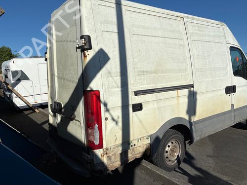 Right front indicator IVECO DAILY III Van 29 L 12 V (ALKA41A2, ALLA52A2, ALKA42A2) | BP38066671C33 - Image 6