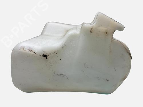 Used Windscreen washer tank Windscreen washer tank RENAULT MASTER III Van (FV) 2.3 dCi 150 FWD (FV0F, FV03, FV09) (150 hp) 39946184 39946184