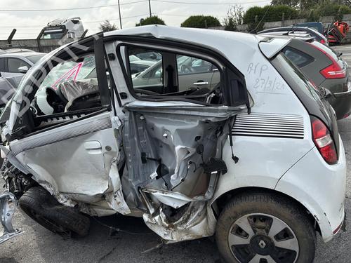 Right taillight RENAULT TWINGO III (BCM_, BCA_) 1.0 SCe 70 (BCMB) | BP25758757C35 - Image 7